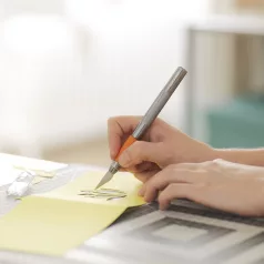   Fiskars kézműves szike, Art Knife Softgrip Heavy Duty (1 db)