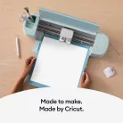 Cricut Vasalható fólia - színváltós 30 cm x 61 cm - UV-Activated Pastel Blue - Color-Changing Iron-On (1 ív)