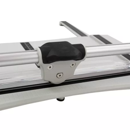 Tim Holtz Vágóasztal 12.25" / 31cm - Rotary Media Trimmer (1 db)