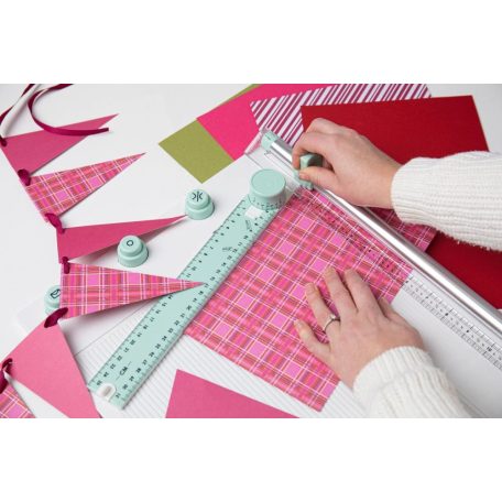 Sizzix Vágóasztal és Bordázó tábla - Scoring Board & Trimmer (1 db)