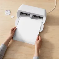   Cricut Joy Xtra Smart Vinyl Matt Fehér Tartós öntapadó fólia  24 cm x 91 cm  Matte White Permanent (1 ív)