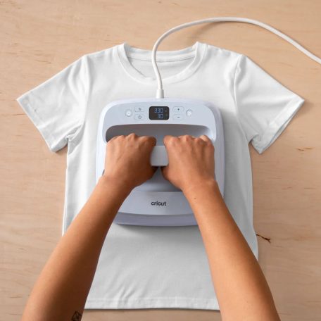 Cricut Nyomtatható vasalható fólia világos textilekhez Printable Iron-On for Light Fabrics A4 (5 ív)