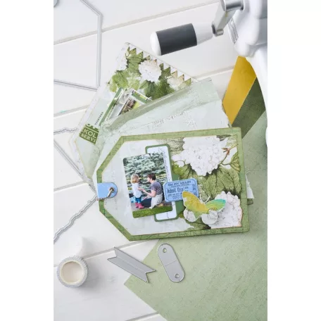 SIZZIX vágósablon  - Snap and Swap Large Tags - 49 and Market - Thinlits Die Set  (1 csomag)