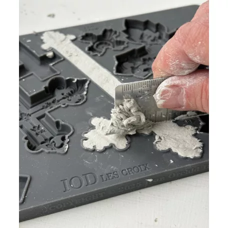 IOD Les Croix Öntőforma 6″X10″ Decor Mould (1 db)