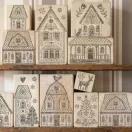 IOD Gingerbread Lane Dekor bélyegző 12"X12" (30x30 cm) IOD Decor Stamp (1 ív)
