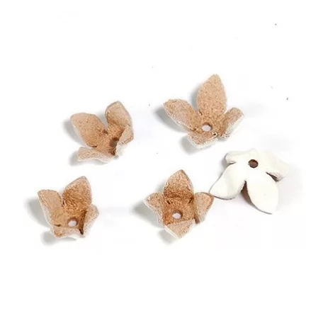 Bőr díszítőelem - Virág 11X9 mm, Leather Flower / White - Fehér  (5 db)