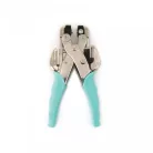 Lyukasztó és szegecselő, Hole Punch & Eyelet Setter / WRMK Crop-A-Dile (1 db)