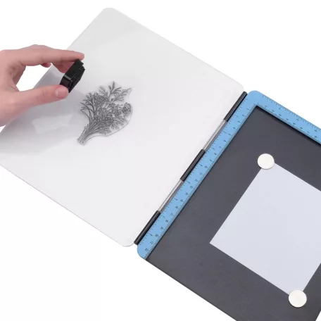 Bélyegző pozicionáló eszköz / Nellie's Choice Stamping Buddy Pro (1 db)