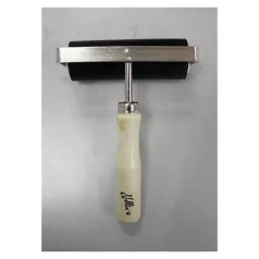   Linó henger , Nellie's Choice Gel plates / Nellie's mixed media roller, wood handle, 10cm  -  (1 db)