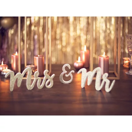 Fából készült Mr & Mrs felirat, arany 50x10cm