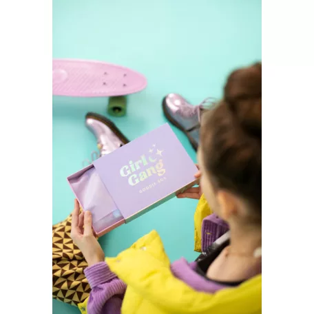 Ajándékdoboz – Girl Gang Goodie Bo