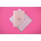 Üdvözlőlap „Mom” kitűzővel