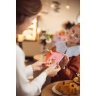 Üdvözlőlap kulcstartóval „Love You Mom”