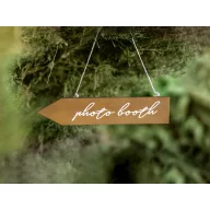 Fa útjelző tábla "Photo Booth"