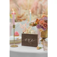 Fa asztalszám "One"