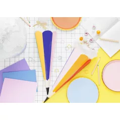 Színes Ceruza Alakú Ajándékkúp - Candy Cone Crayon