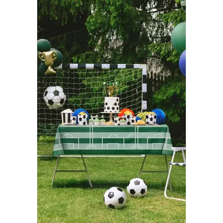 Focipálya mintás asztalterítő – 120×180 cm