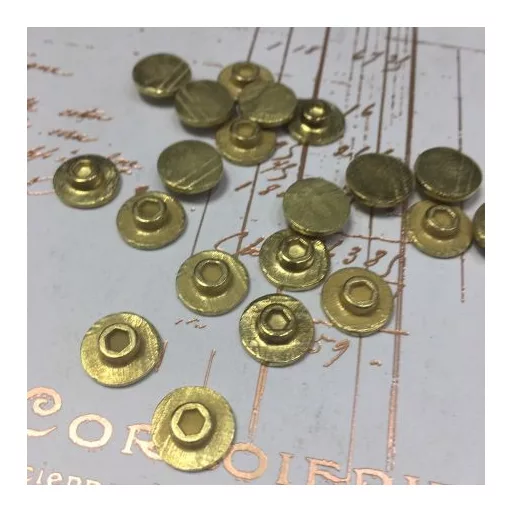 Fém díszítőelem MF79, Screw heads 10-16mm 15 / MitForm Metal Trinkets (1 db)