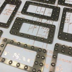   Fém díszítőelem MF91, Frame 3 / MitForm Metal Trinkets (1 db)