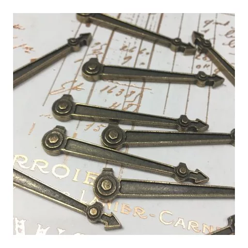 Fém díszítőelem MF113, Clock Hands 3.2 / MitForm Metal Trinkets (1 db)
