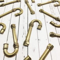   Fém díszítőelem MF131, Candy cane 1.1 STE / MitForm Metal Trinkets (1 db)