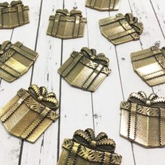   Fém díszítőelem MF135, Gift 1.1 STE / MitForm Metal Trinkets (1 db)