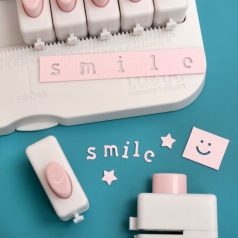   Betűlyukasztó készlet , Word Punch Board - Lowercase / WRMK Punch Board (1 csomag)