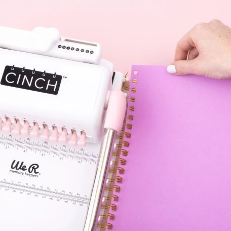 We R Makers Cinch Spirálozó / Könyvkötőgép Négyzet alakú lyukak - Square Hole (1 db)