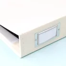 We R Makers Műbőr scrapbook album 12" (30 cm)  Classic Leather Ring Album Vanilla (1 db)