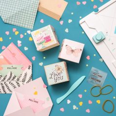   "Robbanó" kártya készítő eszköz, Explosion card / WRMK Punch Board (1 csomag)