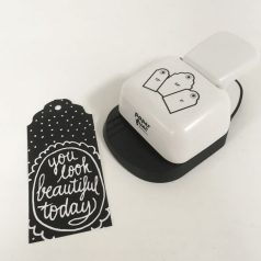   Címke mintalyukasztó , 3-in-1 Tag punch scallop circle / PF Punch (1 db)