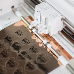   Öntapadós fólia rózsa arany / Rose gold fólia A4, Foil Stickers / Silhouette materials (8 ív)