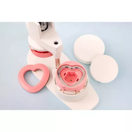 Présbetét - szív , Heart insert / WRMK Button Press (1 db)