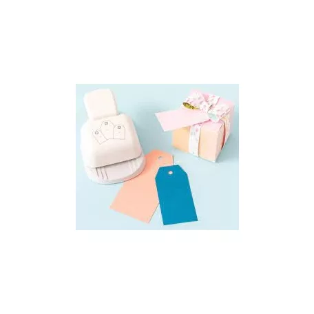 Címke mintalyukasztó , Angled Tag/ WRMK 3-In-1 Punch  (1 db)