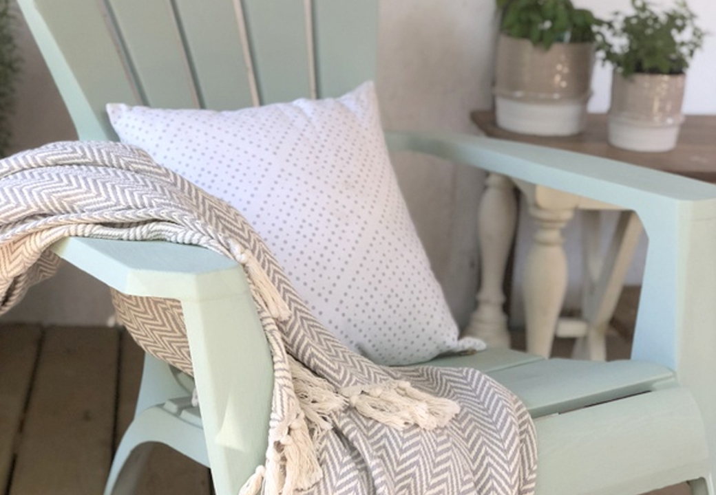 Hogyan fessük újra kültéri bútorainkat Fusion Mineral Paint ásványi festékkel